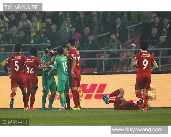 27国安迎战力帆决战中超赛场展现球队实力与激情